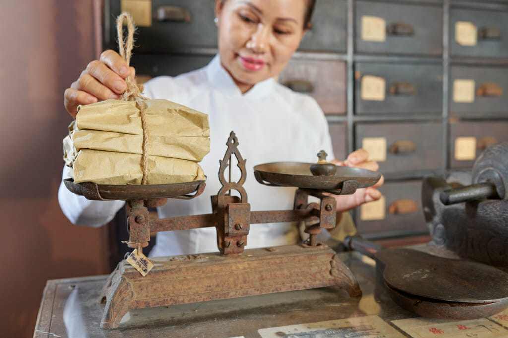 Old Model Weighing Scale Isolated